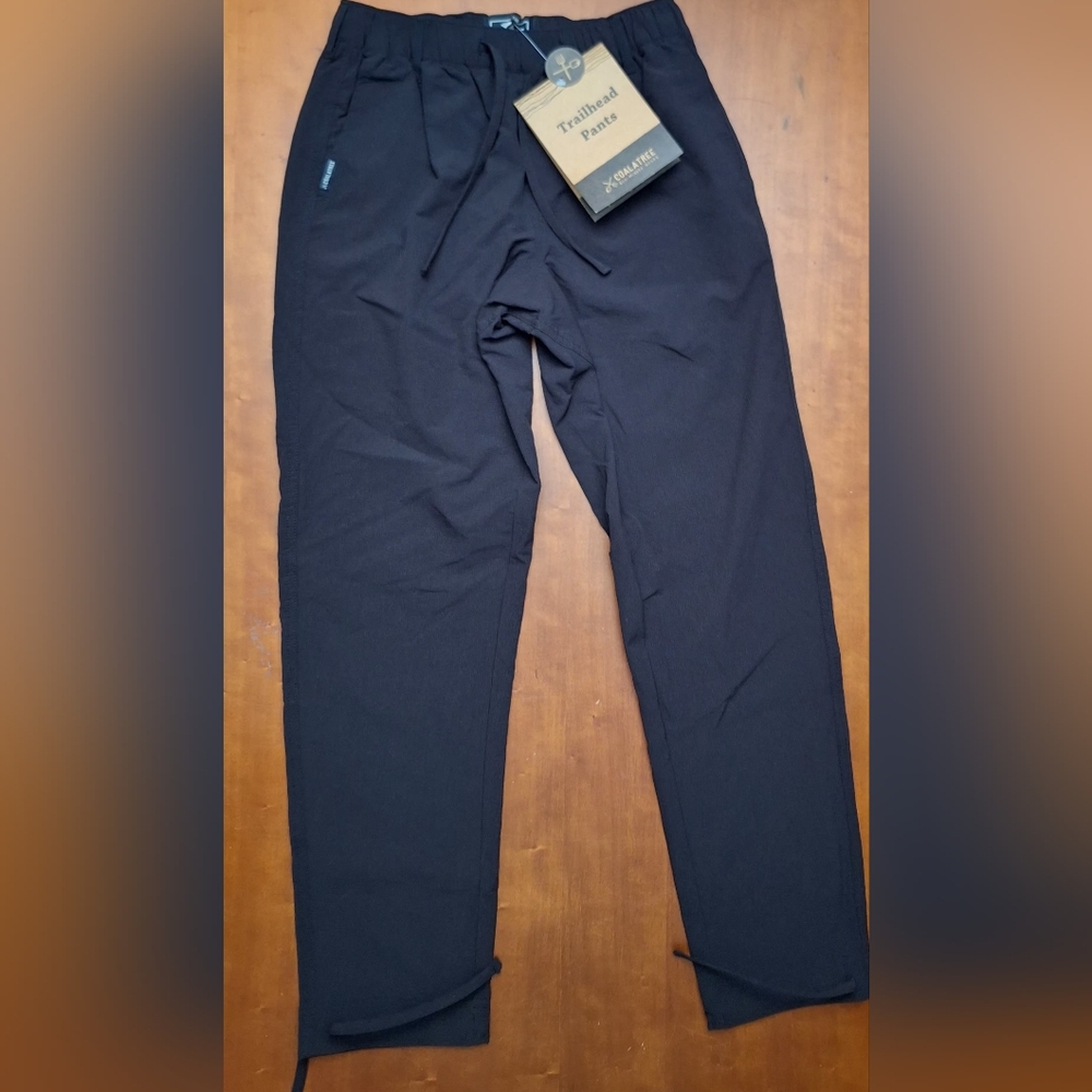 Trailhead Women's Black Track Pants